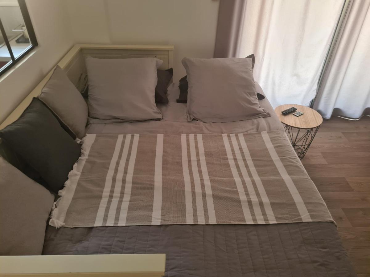 Appartement Mediterranee 150M De La Plage Canet-en-Roussillon Buitenkant foto
