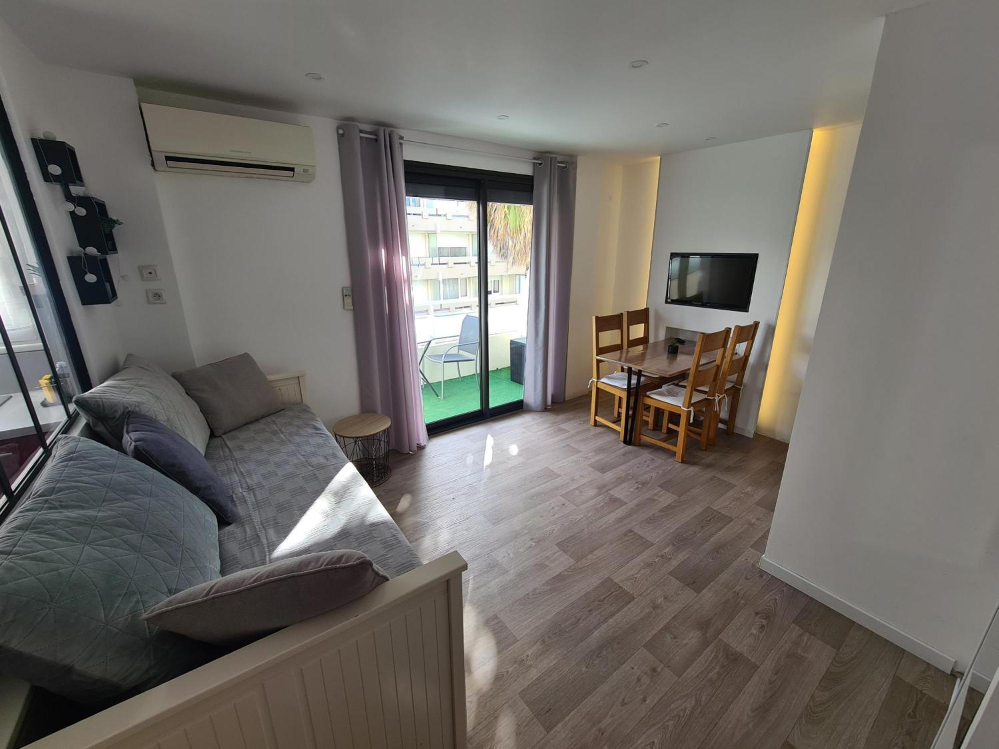 Appartement Mediterranee 150M De La Plage Canet-en-Roussillon Buitenkant foto